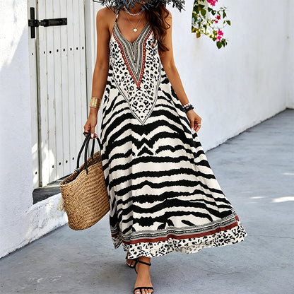 👗 Women's Animal Print Backless Halter Maxi Dress