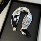 🧣 Magnetic Pearl Scarf – No-Tie, Soft, Lightweight ✅