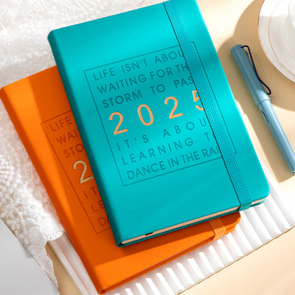 📆 2025 Daily Planner – 365-Day Schedule Organizer Book