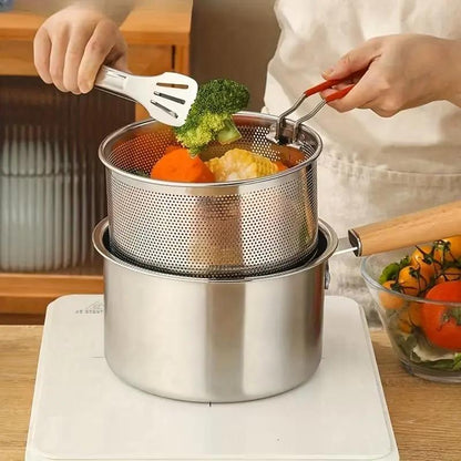 🍳 304 Stainless Steel Fryer Pot: Compact Oil-Saving, Glass Lid, Universal Stove